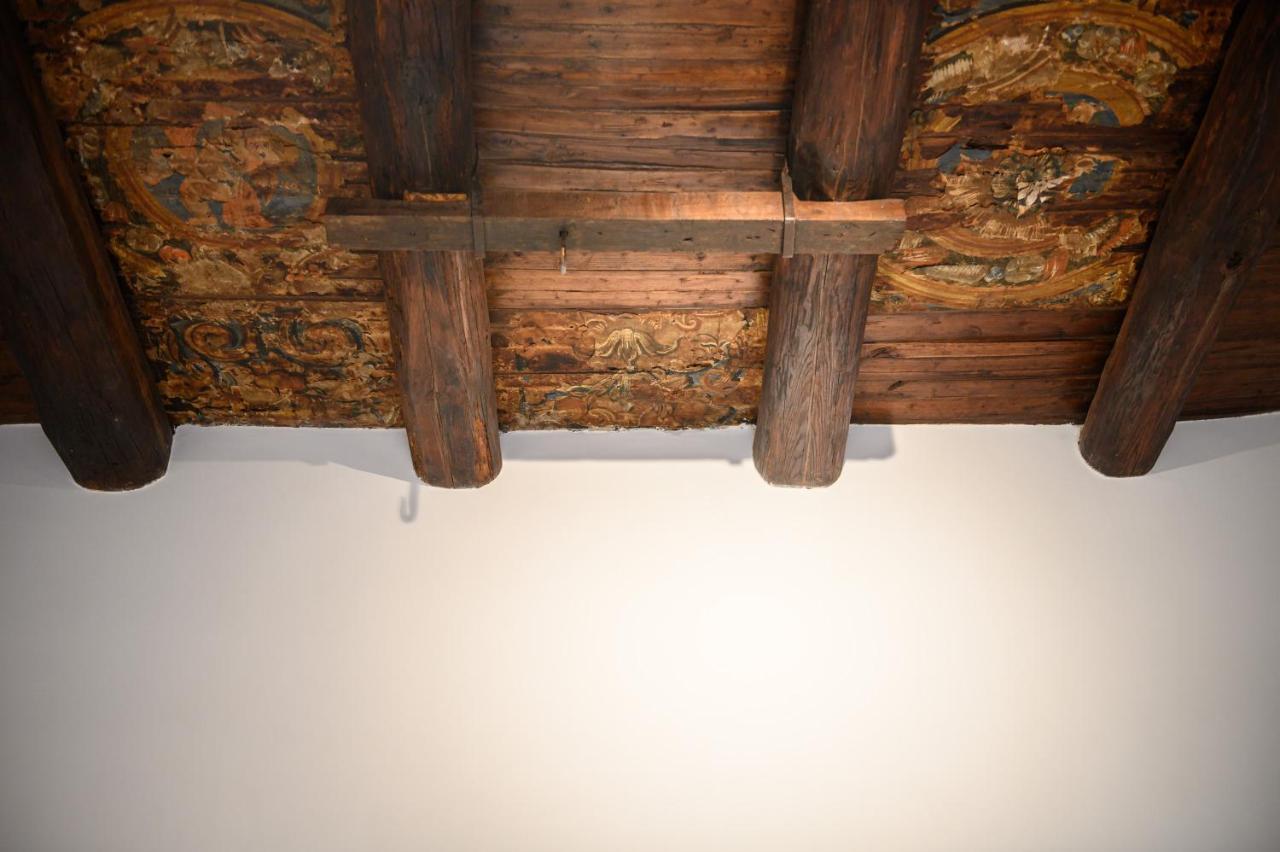 Interno Barocco Hotel Naples Luaran gambar