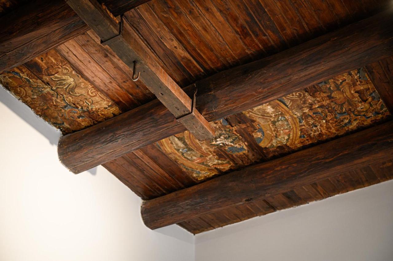 Interno Barocco Hotel Naples Luaran gambar