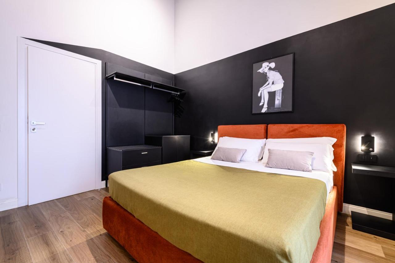 Interno Barocco Hotel Naples Luaran gambar