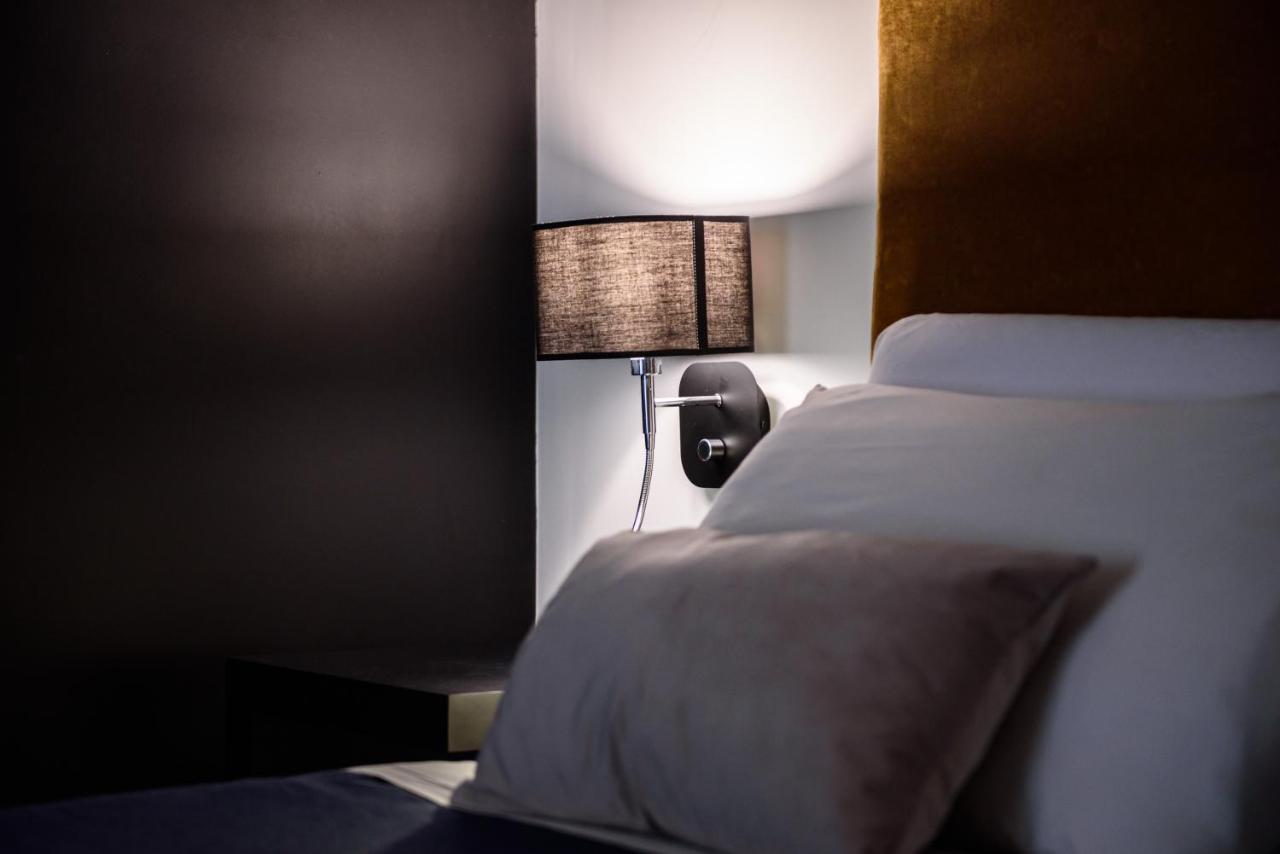 Interno Barocco Hotel Naples Luaran gambar