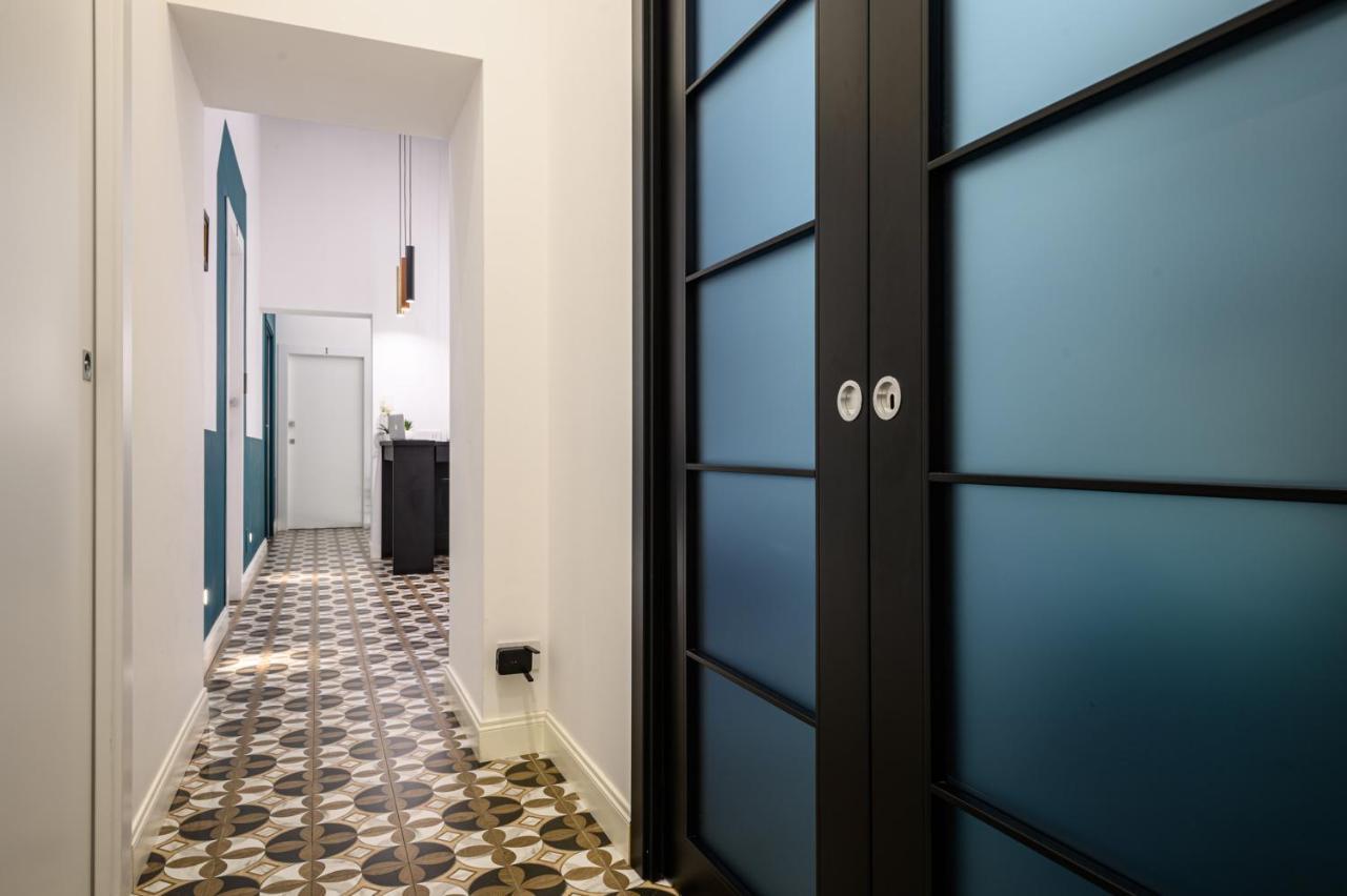 Interno Barocco Hotel Naples Luaran gambar