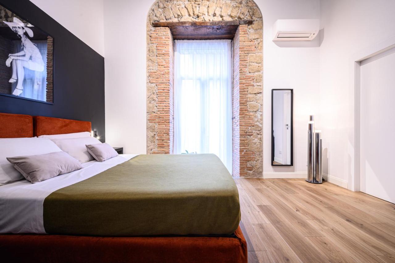 Interno Barocco Hotel Naples Luaran gambar
