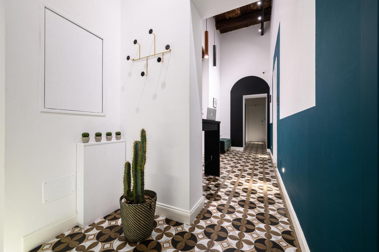 Interno Barocco Hotel Naples Luaran gambar