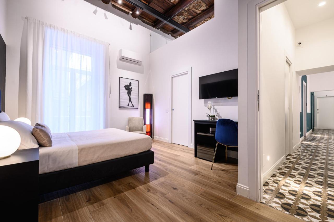 Interno Barocco Hotel Naples Luaran gambar